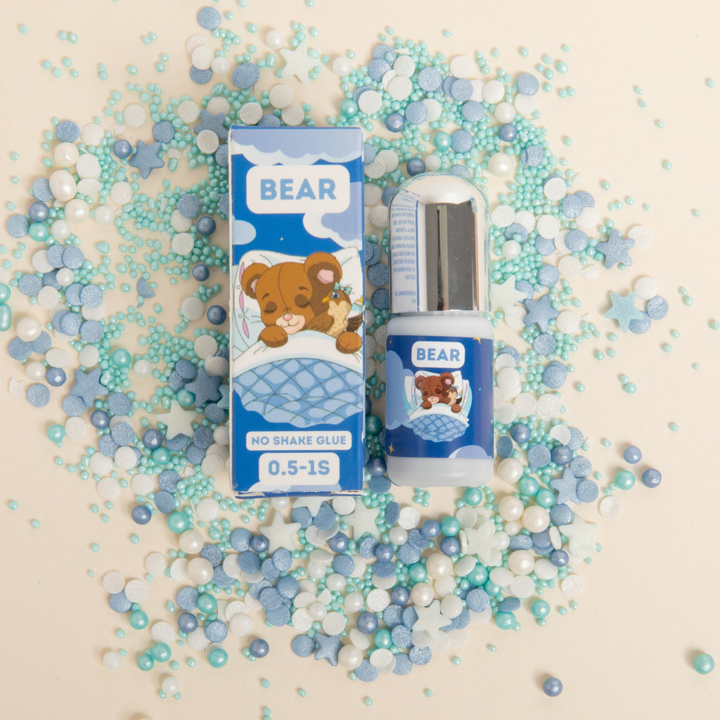 Lash Oasis Bear lash adhesive